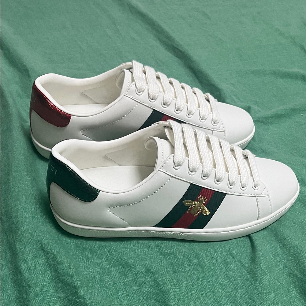 Gucci White Leather Sneakers with Red & Green Stripe and Bee Embroidery